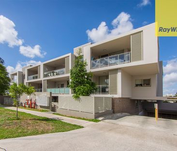 modern 2 bedroom apartment overlooking parramatta river - Photo 6