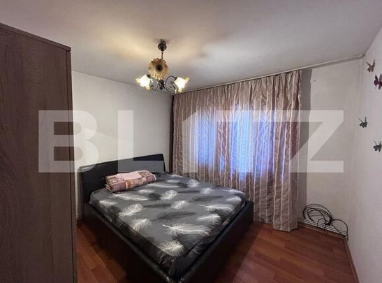 Apartament cu 3 camere, 78 mp, parter, zona 1 Mai - Photo 1