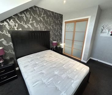 1 bedroom penthouse to rent - Photo 4