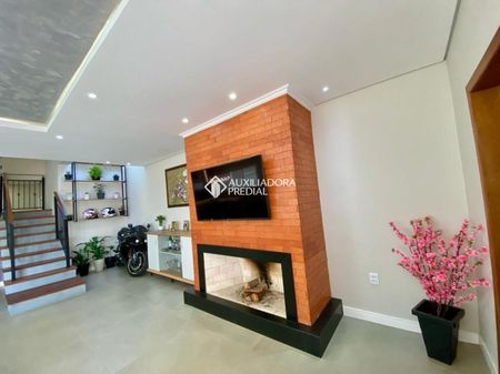 Casa com 4 quartos e 211m² para alugar em Centro, Gravataí. - Photo 4