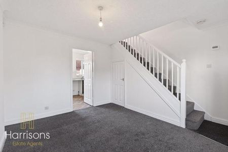 2 bedroom semi-detached house to rent - Photo 2
