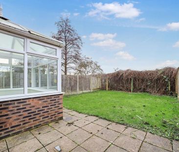 3 bedroom semi-detached house to rent - Photo 4