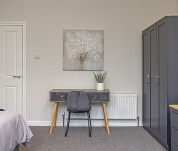 Apartment 4 24 Wellington Park, Belfast BT9 6DL - Photo 6