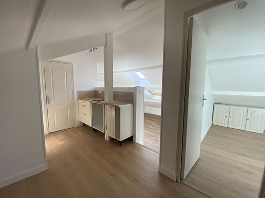 Appartement Corbeil Essonnes 2 pièce(s) 27.64 m2 - Photo 1