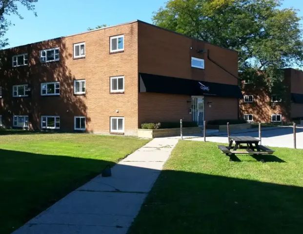 1307,1311,1315 Pelletier Street-The Sonnet Apartments | 1307-1315 Pelletier Street, Windsor - Photo 1