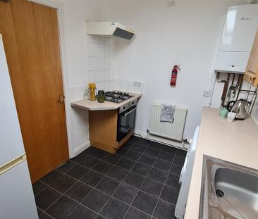 Studio to rent - Photo 6