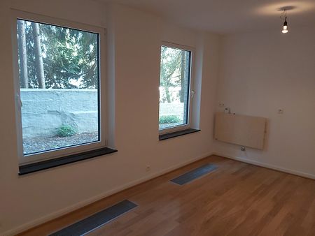 Top renoviertes Appartement mit verglastem Balkon und Möglichkeit einer Terrassennutzung - Photo 2