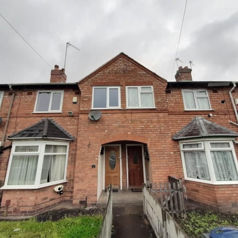 3 bedroom terraced house to rent - Photo 1