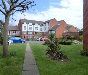 1 bedroom retirement property to rent - Photo 5