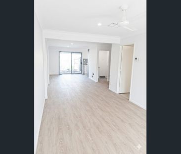 AVAILABLE 06/03/26- 3 BED 2 BATH TOWNHOUSE WITH MULTI PURPOSE ROOM ... - Photo 1