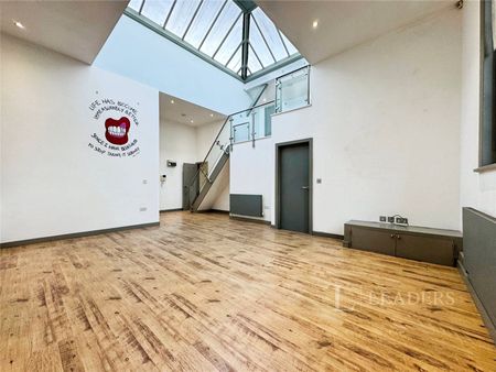 property to rent Guildhall Hill, Norwich, Norfolk, NR2 - Photo 2