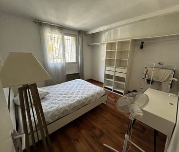 A louer chambre meublée en colocation T5 Marseille 13003 - Photo 1