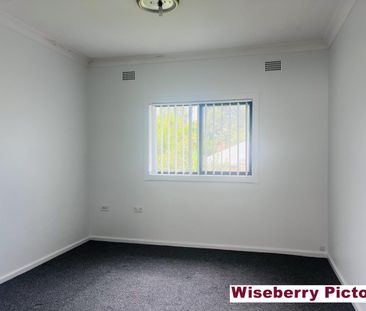 Renovated 3 bedroom home!!! - Photo 3