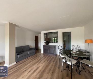 Location Appartement 1 pièce 46m² PERIGUEUX 24000 - Photo 2
