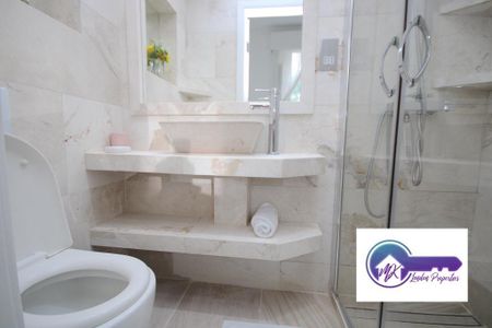 1 Bedroom Room in Flat Share To Rent - Photo 4