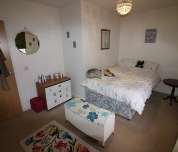 Flynn Mews, - Photo 4