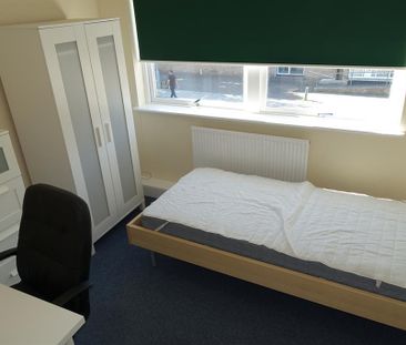 4 bedroom private hall to rent - Photo 6