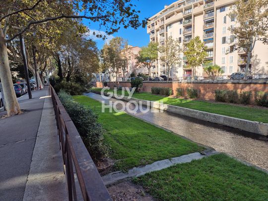 LOCATION d'un appartement de 2 pièces (57 m²) à PERPIGNAN - Photo 1