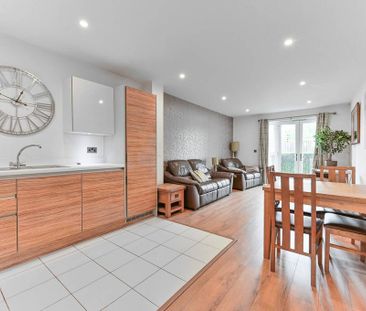 1 bedroom flat to rent - Photo 2