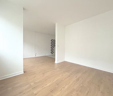 Location Appartement 2 pièces 30m² - Photo 2