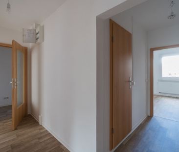 3-Raum-Wohnung mit Balkon auf dem südlichen Sonnenberg - Foto 1