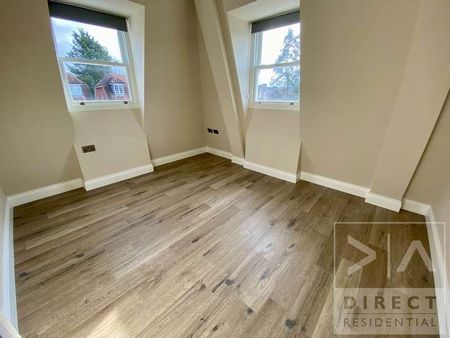 The Parade, Epsom, KT18 - Photo 2