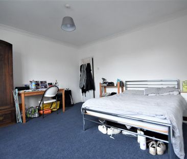 5 bedroom terraced house to rent - Photo 5