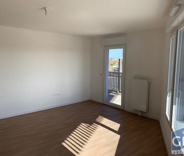 Location Appartement 3 pièces 62m² - Photo 3