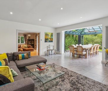 8 bedroom detached house to rent - Photo 3