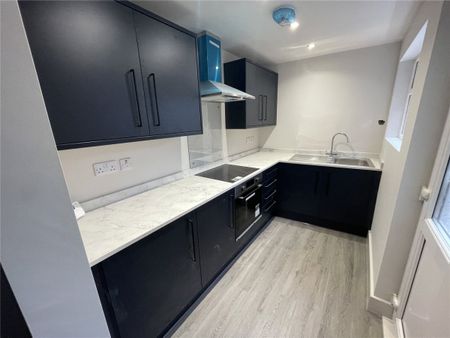 Bowbridge Road, Newark, Nottinghamshire, NG24 - Photo 5