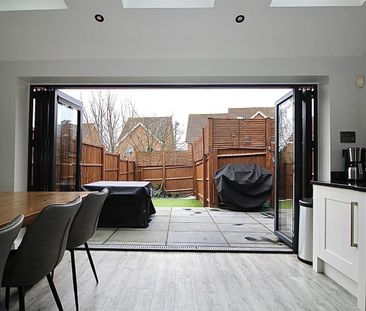 4 Bedroom House - Semi-Detached To Let - Photo 4