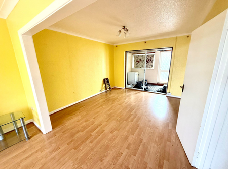 Blossom Way , West Drayton - Photo 2