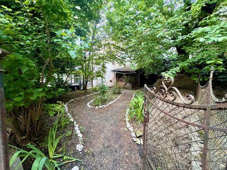 WG-Hit! Gartenwohnung mit 2 getrennt begehbaren Schlafzimmern, 20m² Eigengarten, Parkplatz - 300 m nach Schönbrunn! - Photo 4