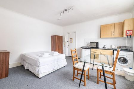 Studio to rent - Photo 5