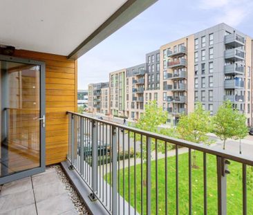 3 bedroom flat to rent - Photo 3