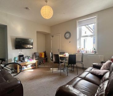 4 bedroom house to rent - Photo 1