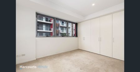 Spacious One Bedroom Apartment - Photo 2