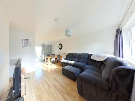 Old Street Stubbington Fareham, Hampshire PO14 3HQ - Photo 3