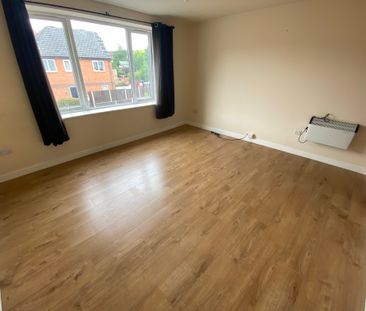 Station Road, ILKESTON - Photo 1