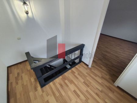 Casa de inchiriat in zona Giulesti - Fotografie 5