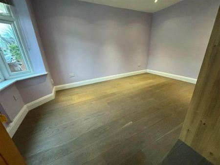 4 bedroom property to rent - Photo 2