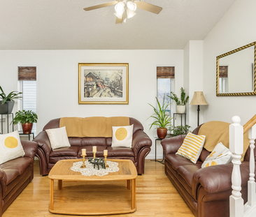 Backs Onto Green Space In Monterey Park – Spacious 4 Level Split, D... - Photo 3