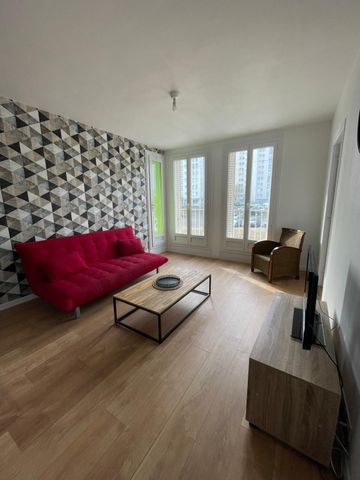 Location Appartement 4 pièces 64m² ST BRIEUC 22000 - Photo 2