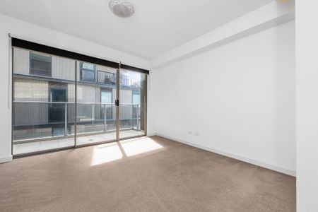 105/200 St Kilda Road, St Kilda VIC 3182 - Studio For Rent | Domain - Photo 4