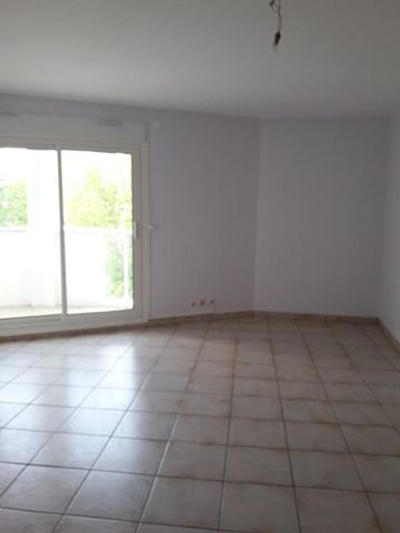 Location Appartement 3 pièces 61m² - Photo 4