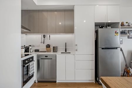 Modern City apartment with style and convenience - Photo 3