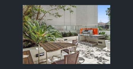 BEST VALUE THREE BEDROOMS AT MIRVAC EPICA TOWER - Photo 5