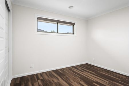 Low-Maintenance Lifestyle Home in Popular Thurgoona Pocket - Photo 5