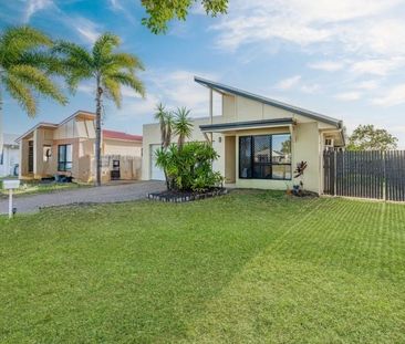 21 Laurie Motti Parade, Kirwan - Photo 6