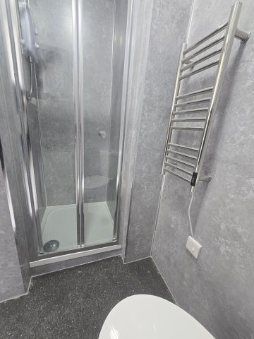 Studio Flat, Burlington Gardens, W3 - Photo 5